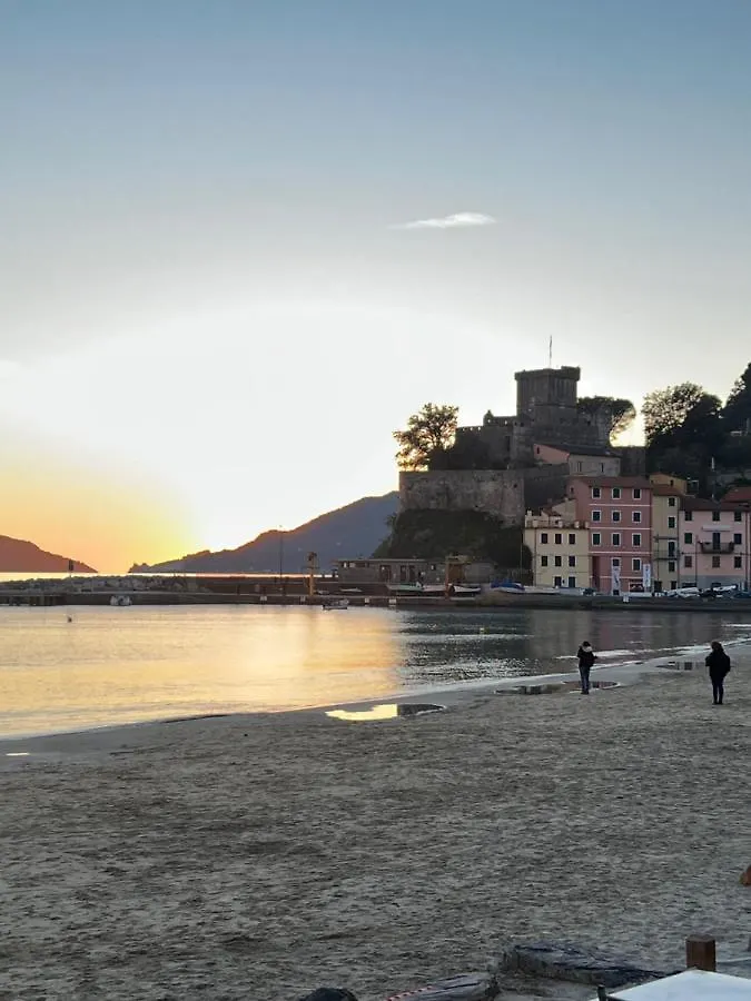 Affittacamere Hotel La Torretta A San Terenzo Lerici